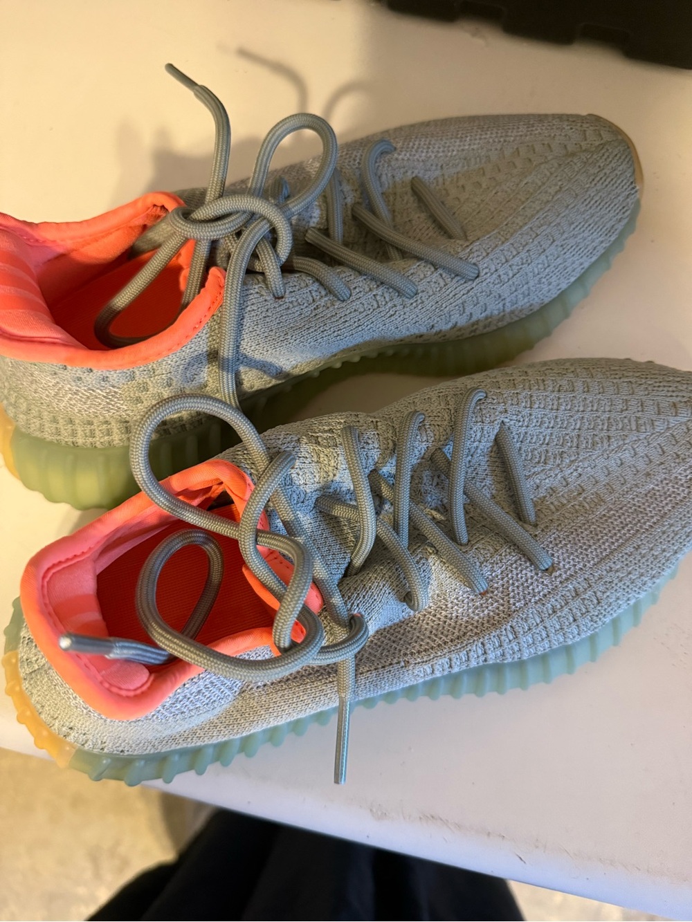 Adidas Yeezy 350  Size US 6